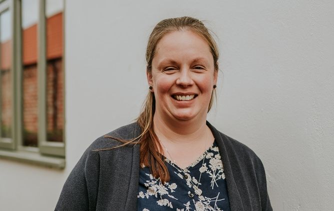 Headshot of Jennifer Killick