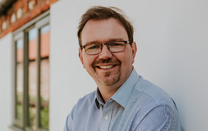 Headshot of Paul Skepper